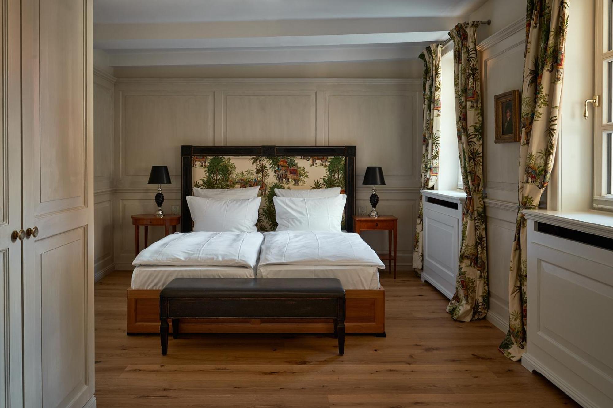 Relais & Chateaux Hardenberg Burghotel Noerten-Hardenberg Room photo